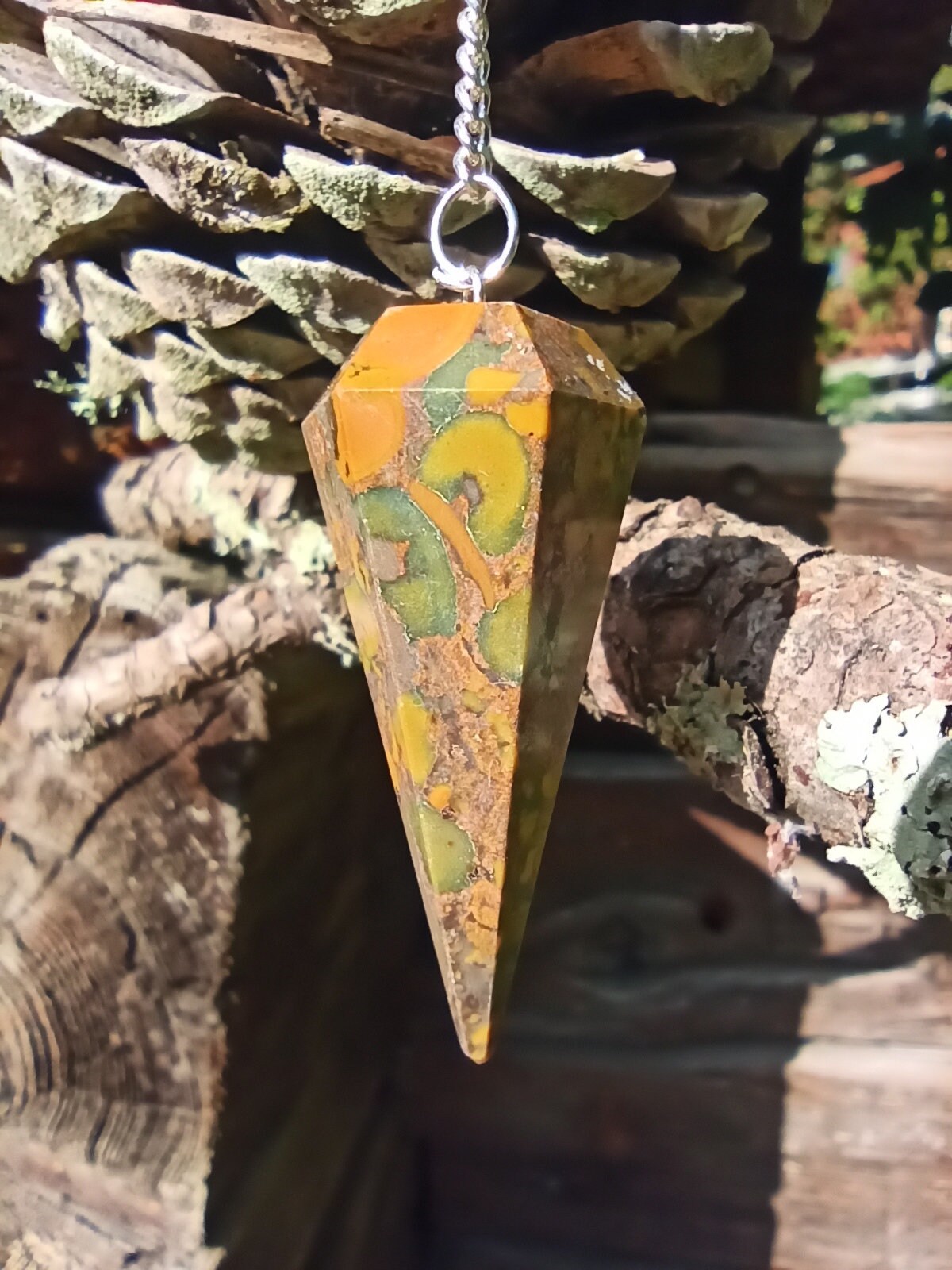 Pendule Pointu en Jaspe