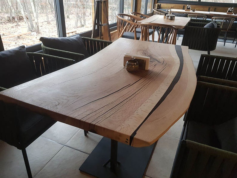 What is the Best Epoxy Resin Countertops for Kitchen 4 Countertops Made of Solid Wood