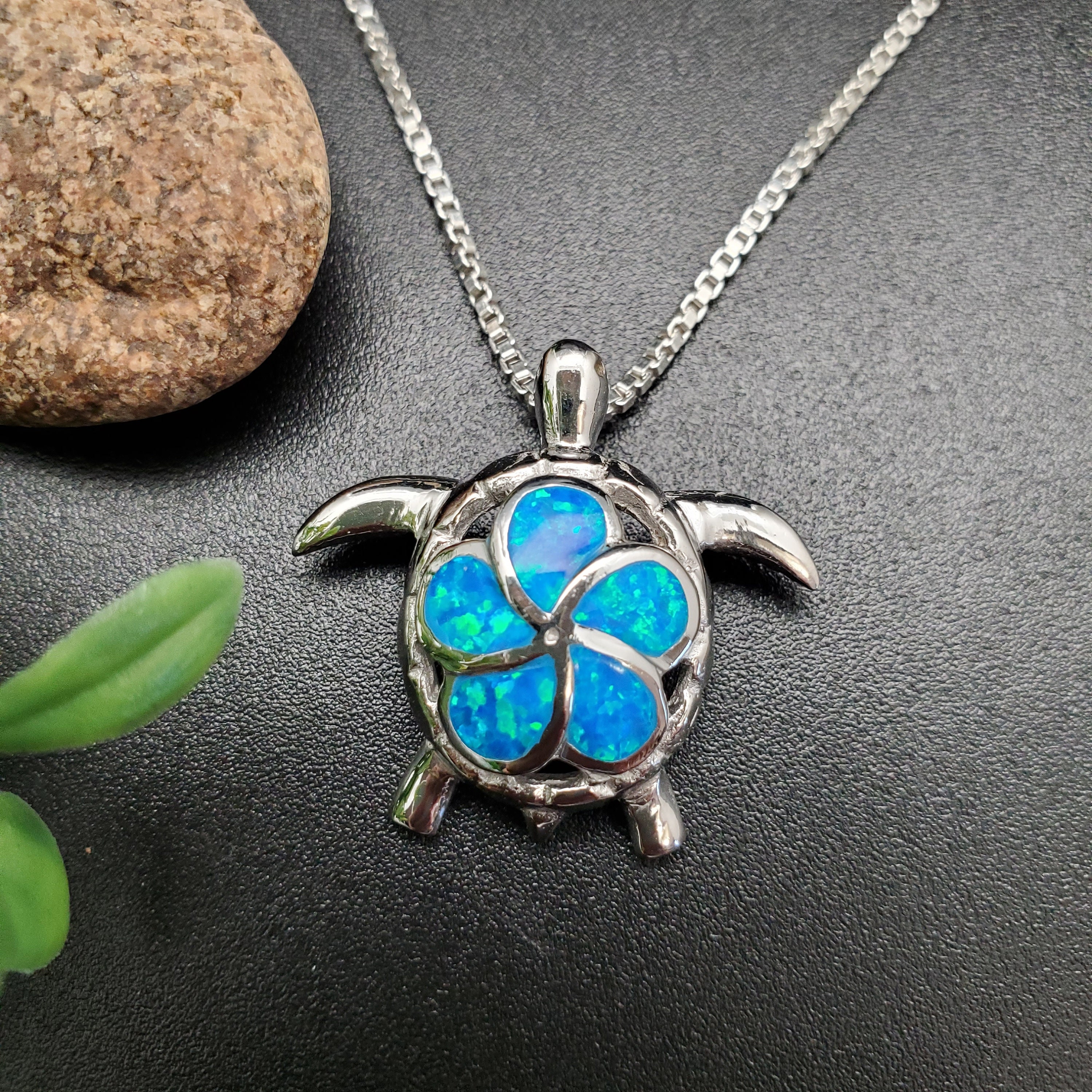 単品販売可能です。シャンカリ ペンダント ネックレス ✨オパール 高波動 一点物 TULU #89 | ビッグブルーオパールインレイ ウミガメネックレス