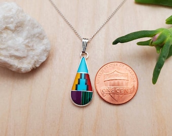 Collana semplice in stile sud-ovest con ciondolo e catena a maglia quadrata in argento da 45 cm / Collana a goccia multicolore in argento sterling / Gioielli in stile sud-ovest