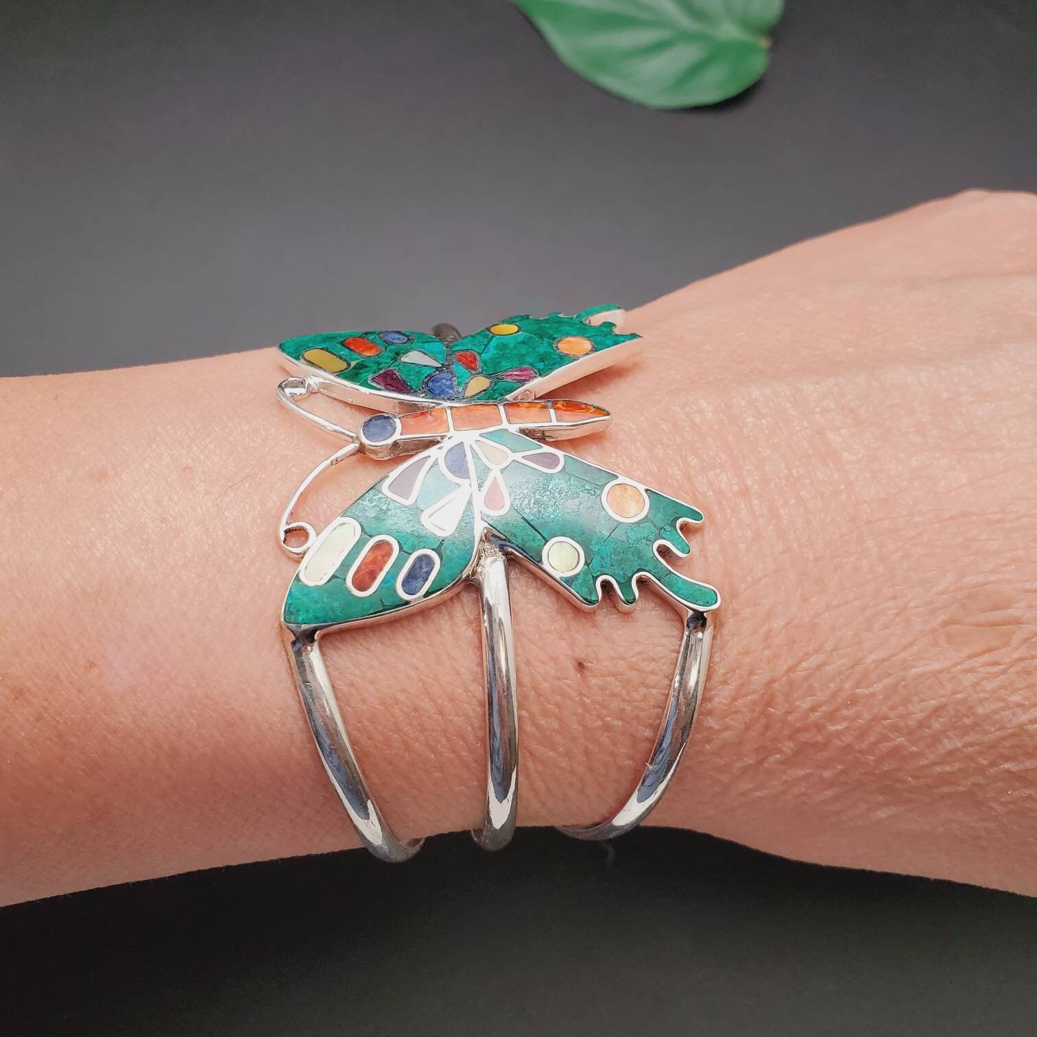 UH#85 Cuff | Multicolor Inlay Butterfly Bracelet Cuff  display picture 1