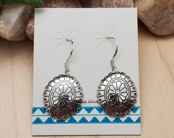 Einzigartige Sterling Silber Concho Ohrringe | Silber Stanz Concho Ohrringe | Sterling Silber Charm Ohrringe | Schmuck des Südwestens