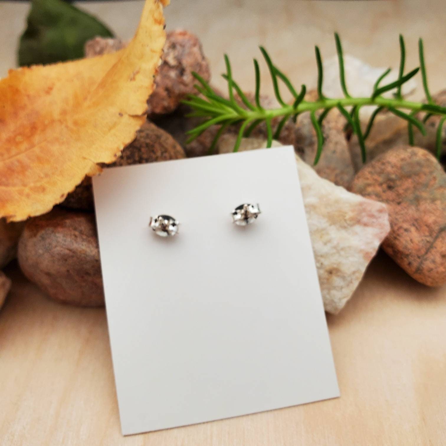 ピアス [BLACKMUSE] Square stone craft post Earrings 925forher 8mm Square Black Post Earrings | Dainty Black Stud