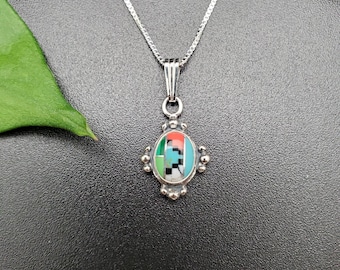 Ciondolo grazioso con intarsio multicolore e catena in argento / Collana multicolore in argento sterling / Piccolo ciondolo multicolore / Cabochon intarsiati