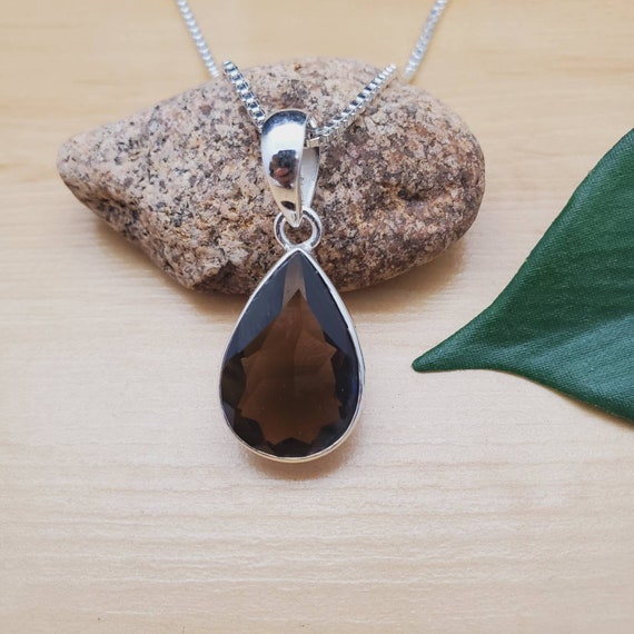ネックレス・ペンダント QUARQOR 5512 NECKLACE NECKLACE - QUARQOR