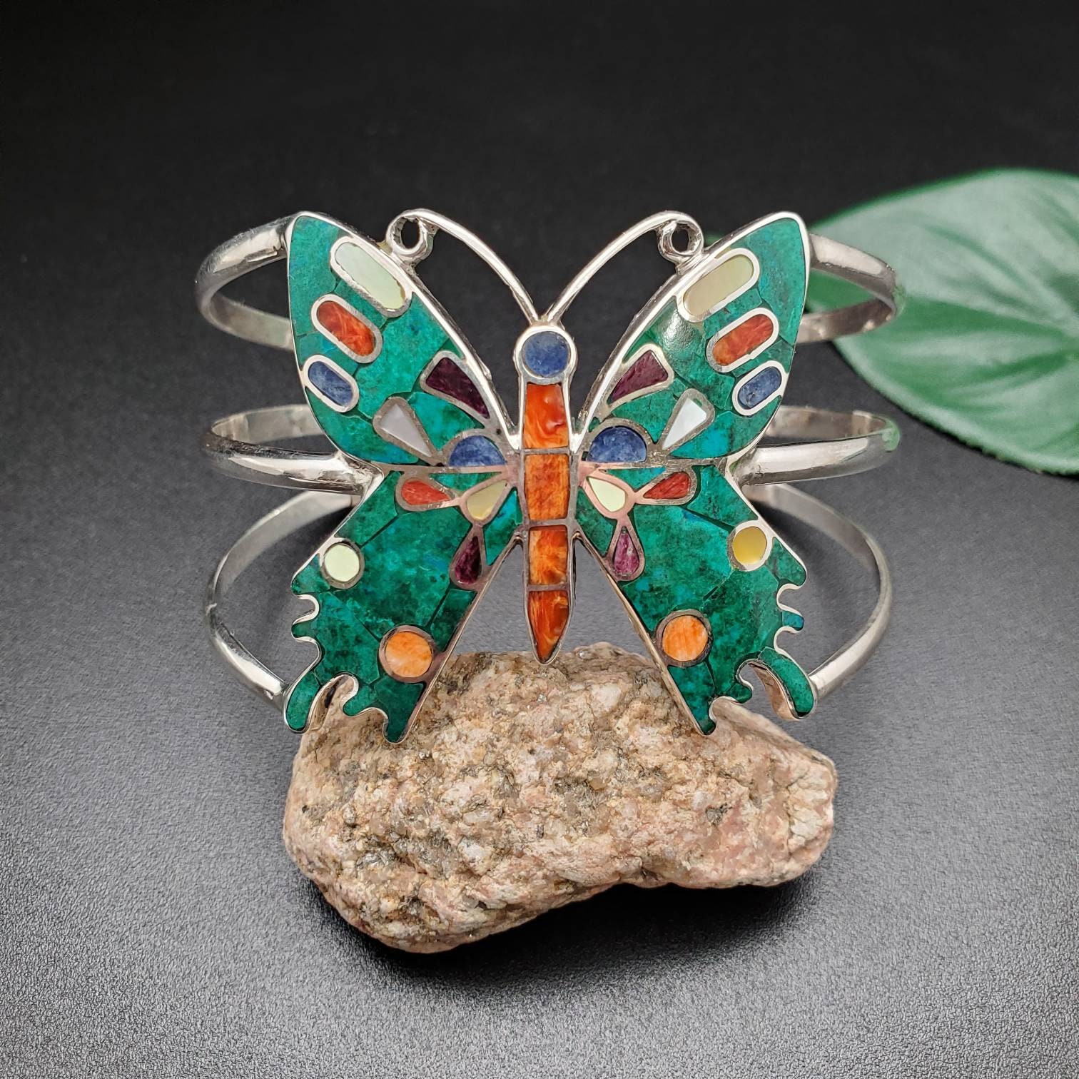 UH#85 Cuff | Multicolor Inlay Butterfly Bracelet Cuff  display picture 1