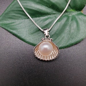 EMV #38 Mother Of Pearl Shell Necklace Pendant With Silver Chain | Hawaiian White Mother Of Pearl Pendant | Sterling Silver Shell Necklace