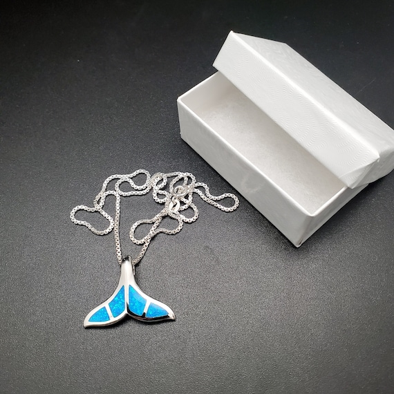 アクセサリー Whale tail opal necklace Opal Whale Tail Necklace – GoBeachy