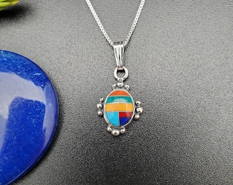 Collana con ciondolo intarsiato multicolore e catena in argento / Collana multicolore in argento sterling / Ciondolo multicolore / Gioielli in stile sud-occidentale