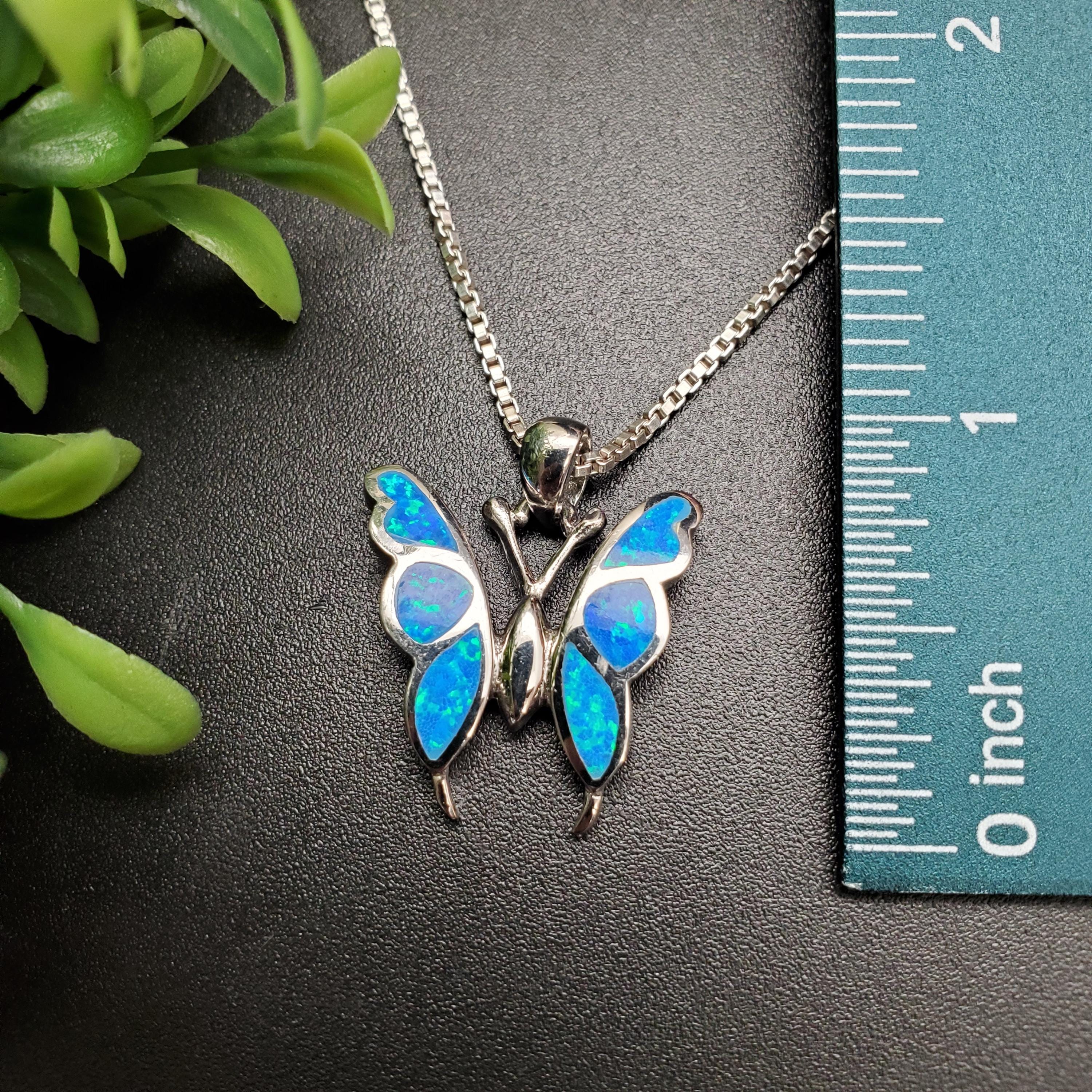 TULU #107 | 繊細なブルーオパールインレイのバタフライペンダント