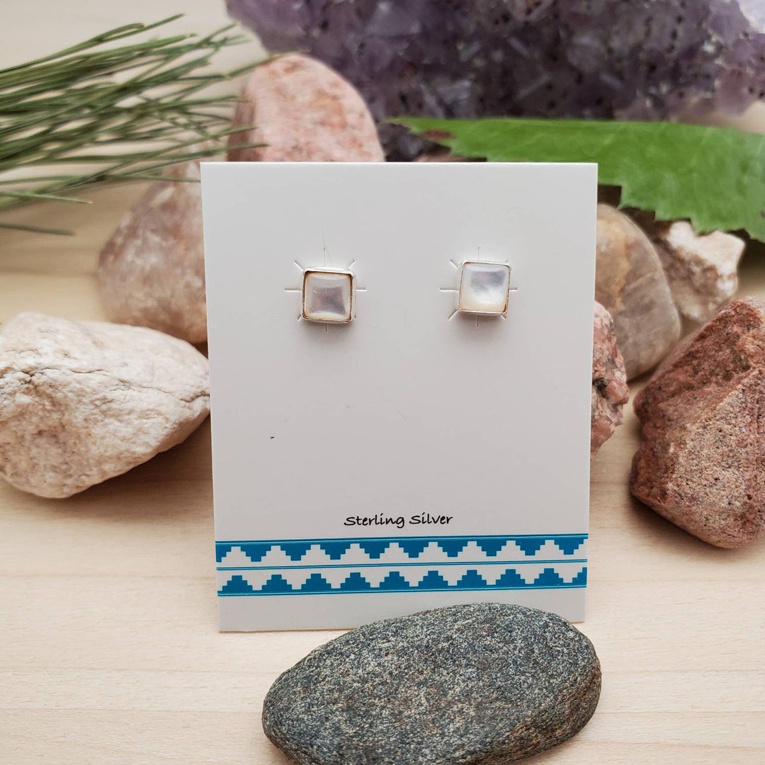 アクセサリー coldframe MOTHER'S WHITE QUARTZ STUDS MOTHER'S WHITE QUARTZ STUDS