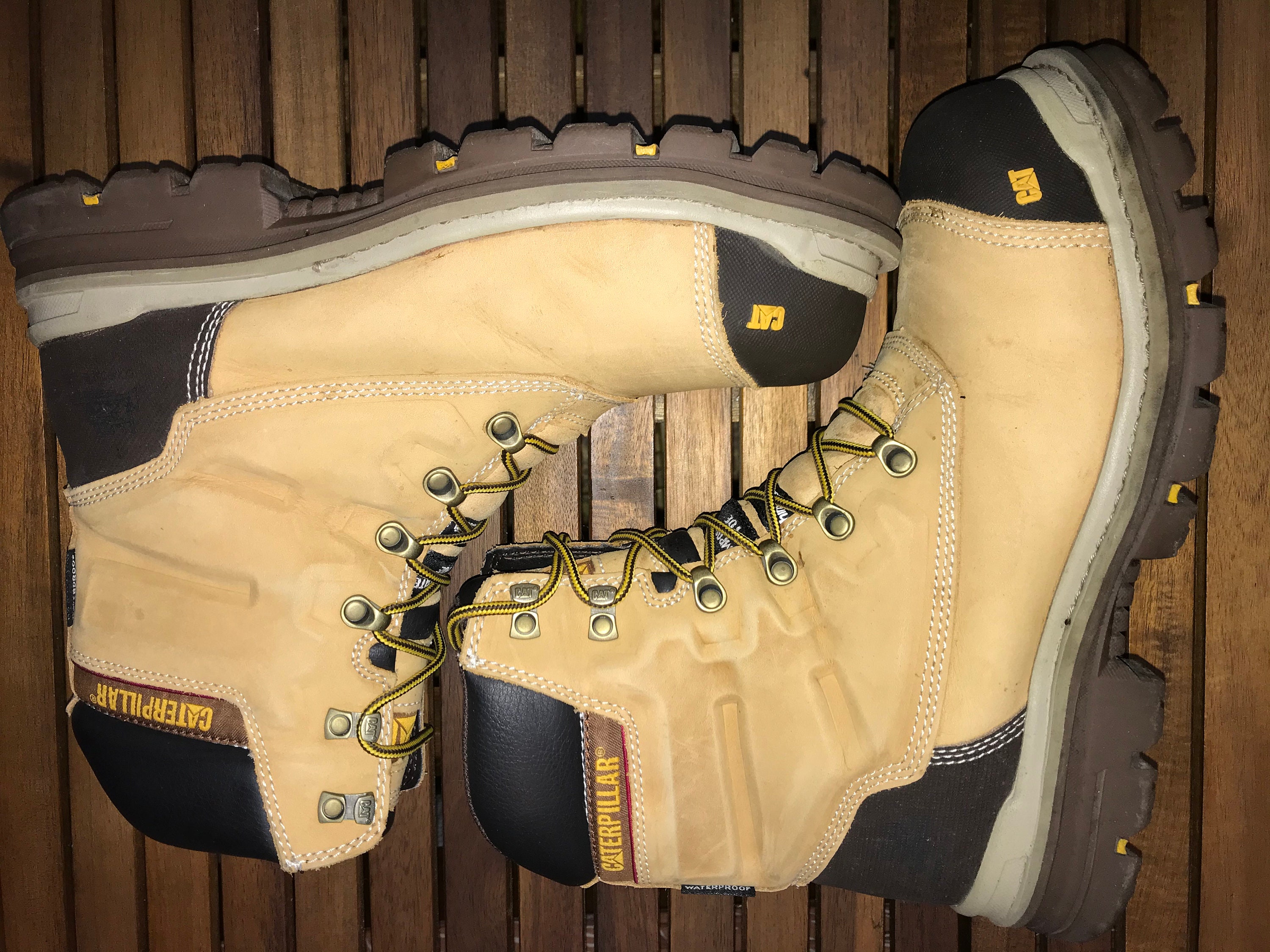 Mickey mouse boots France