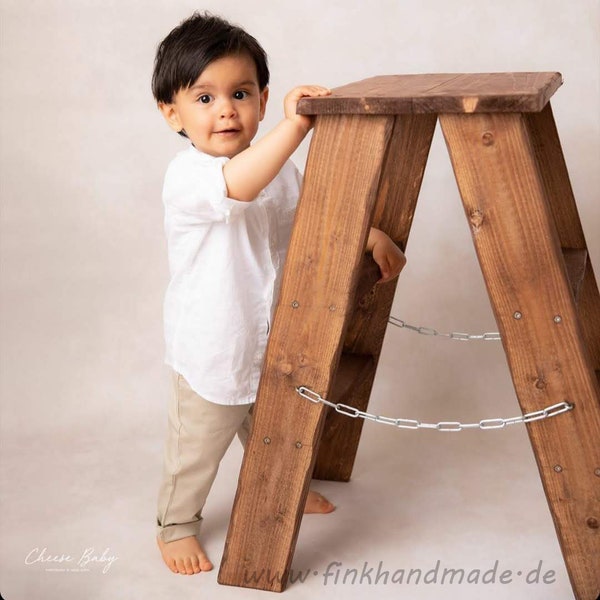 Échelle en bois 70 cm. Échelle d'escalier en bois, escabeau, accessoires d'échelle de tir, accessoires Photo