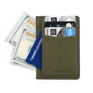 Tarjetero vertical delgado de cuero verde, Tarjetero de cuero mujer, Cartera de cuero hombre, Estuche de tarjeta de cuero unisex, Tarjetero minimalista