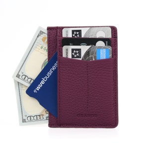 Tarjetero vertical delgado de cuero morado, estuche de tarjeta de cuero para mujer, billetera de cuero para hombre, estuche de tarjeta de cuero unisex, titular de tarjeta minimalista delgado