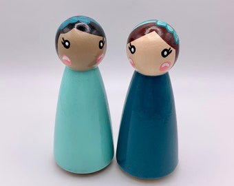 Simple Teal Peg Doll Set