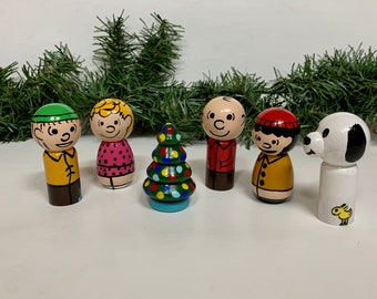 Charlie Brown Pegdoll Set