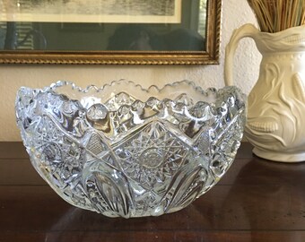 Heavy Pressed Glass Bowl in the Heisey Peerless Style