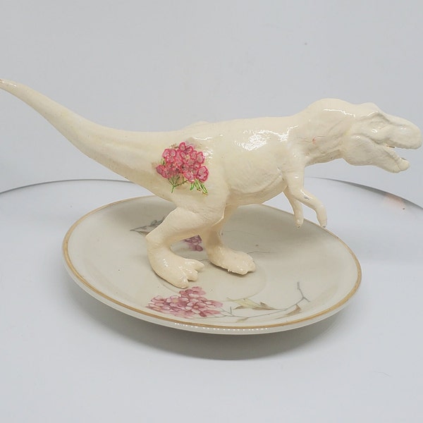 Dinosaur Ring Dish