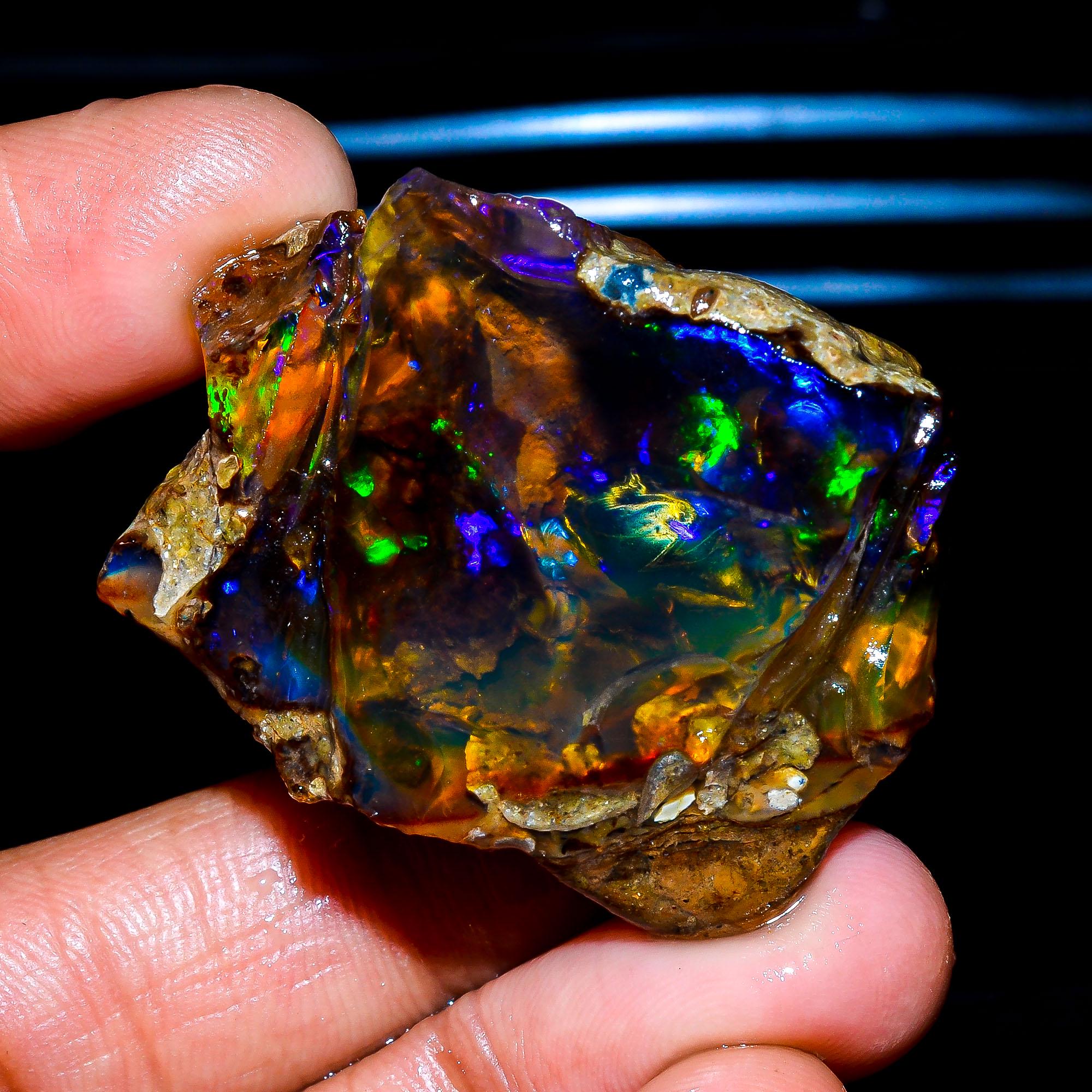 エチオピア産オパール原石：天然ウェロファイアオパール、マルチ