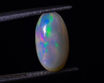 Wonderful A One Quality 100% Natural Welo Fire White Ethiopian Opal Oval Shape Cabochon Gemstone For Making Jewelry 2.5 Ct 13X7X5mm SB-11490