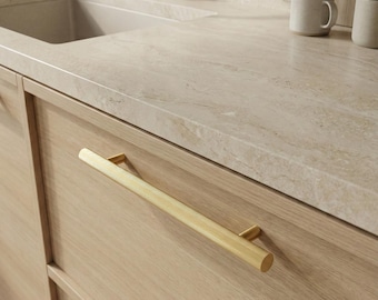 The Aristocrat Modern Brass Bar Handle For Cabinet Doors and Drawers in Brushed Brass Finish