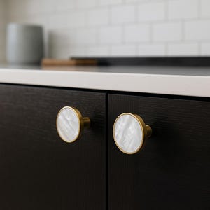 Pomello per mobile in ottone massiccio stile Mid-Century Modern, in ottone spazzolato dorato, per mobili da cucina, cassettiere e mobili, *Spedizione rapida dagli Stati Uniti