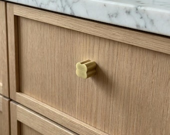 Puxador de armário em latão com trevo - Moderno - EUA (para empresas)