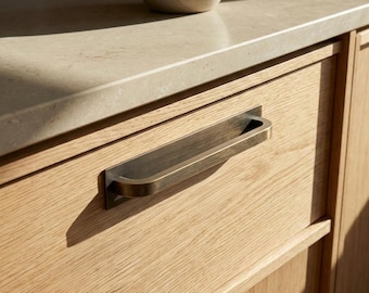 Oxford Bronze Cabinet Pull with Backplate EXCLUSIVE