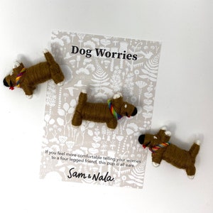 Selección de medias de Oprah 2023 - Worry Pet - Regalo para animarse - Juguete para la ansiedad - Perro guatemalteco que se preocupa - Regalo para mamá perruna - Muñeco de perro para rellenar medias