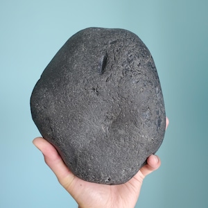 5.78kg CINTAMANI Stone || Rare Smooth Texture! || New Mystery Stone || Opaque Variant! || Collector's Edition
