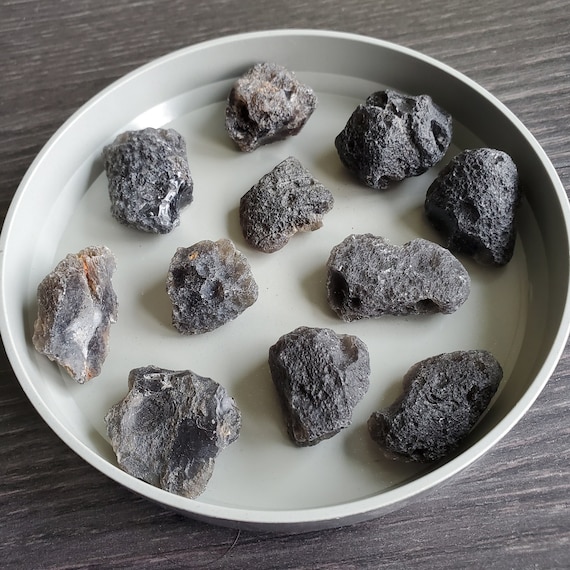 100g (11個) アグニマニタイト ロット || エッジが欠けた破片を割引