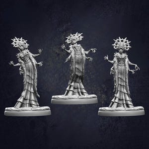 Insane Witch Grimdark Miniature - D&D RPG Miniature Monolith Arts (Dungeons and Dragons, Pathfinder, Wargaming, Tabletop Games)