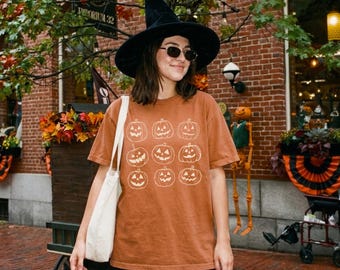 Vintage Jack O Lantern Pumpkin Shirt, Halloween Pumpkin Tee,  Halloween , Pumpkin Patch , Fall Graphic , Autumn , Spooky Season Gift