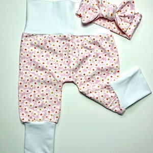 Grow-with-me pants & headband, ''Daisies'' pattern (Size 0 - 6 months / 6 months-3 years)
