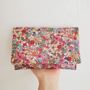 Estojo acolchoado Liberty Cosmetic / Bolsa tamanho M / Liberty Tana Lawn / Estojo acolchoado macio para cosméticos
