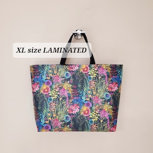 Sac fourre-tout plastifié en Liberty of London / sac à langer / sac de garderie / sac à provisions / sac lourd / grande capacité / doublé