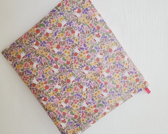 Pochette cosmétique LAMINATED Liberty taille XL / Taille XL / pochette en tissu maquillage / Imprimé au Japon / Pochette imprimé Kitty