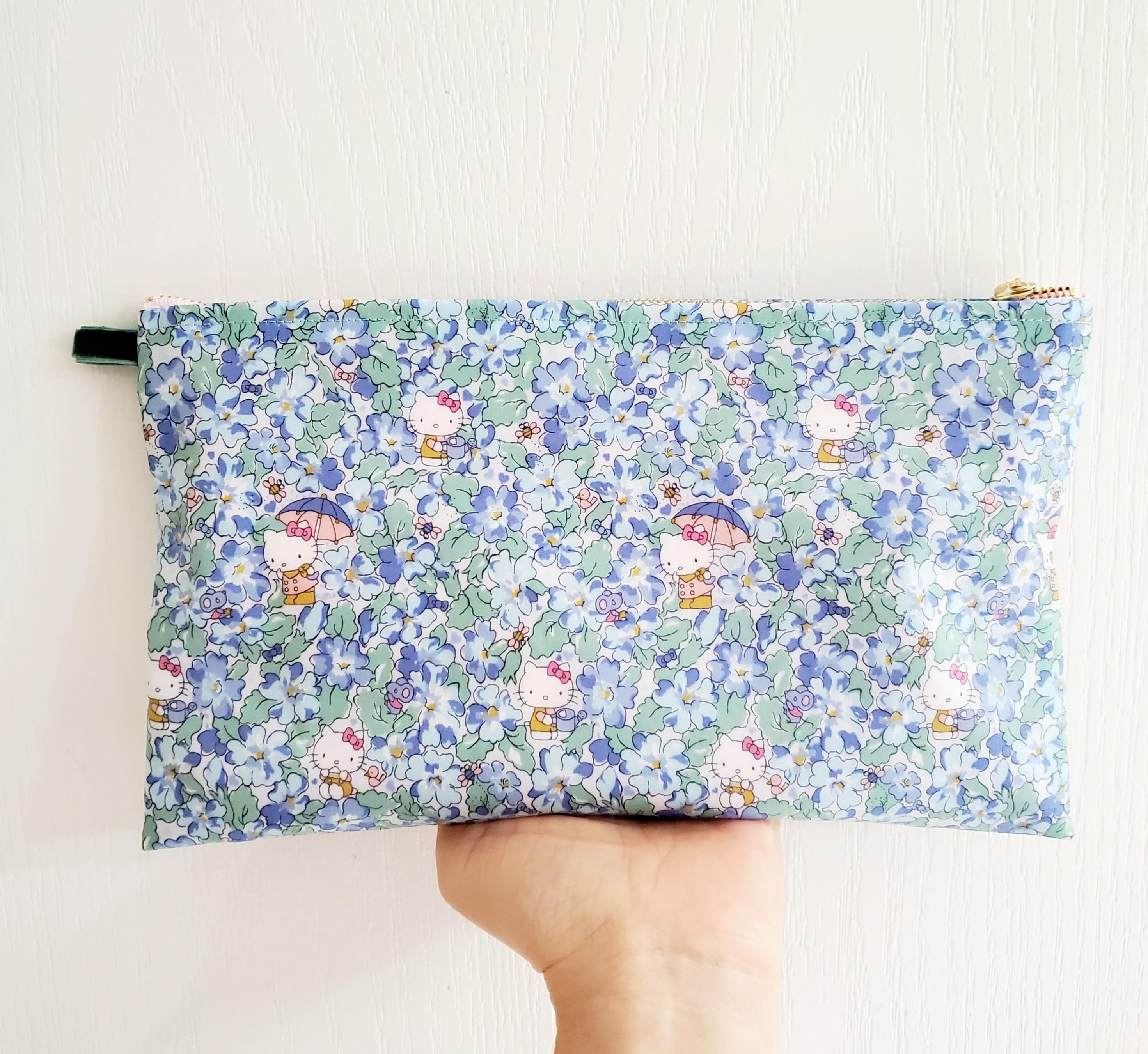 バッグ LIBERTY PRINT Fabric Pouch + Pink cherry LIBERTY PRINT Fabric Pouch + Pink cherry バッグ
