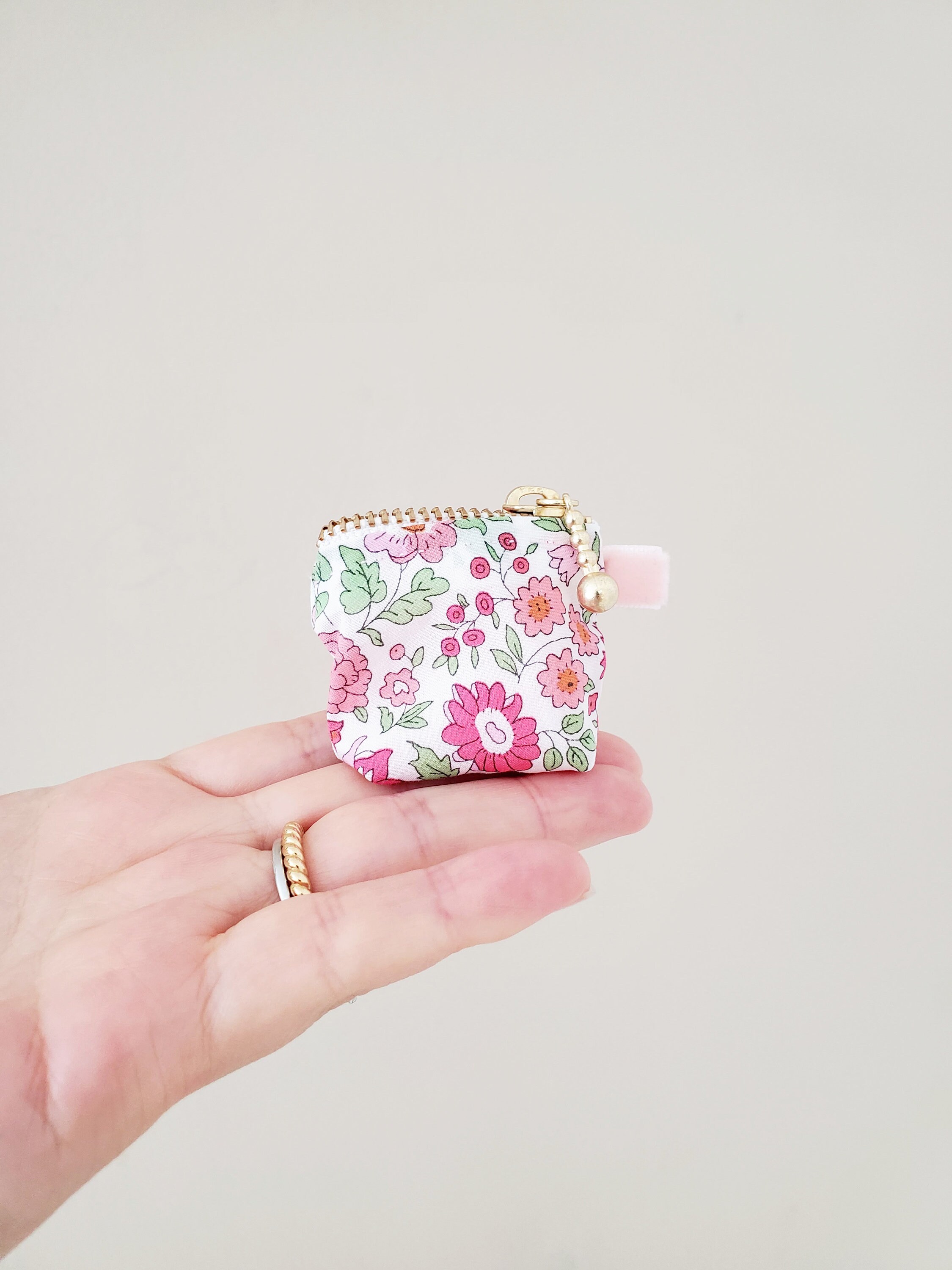 Liberty Mini Pouch / Fabric Pouch / Flower Print Bag / Mini Zipper 