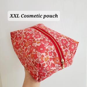 XXL size / Liberty cosmetic pouch / Special Edition / Makeup fabric pouch / flower print bag / Zipper pouch / pretty print pouch