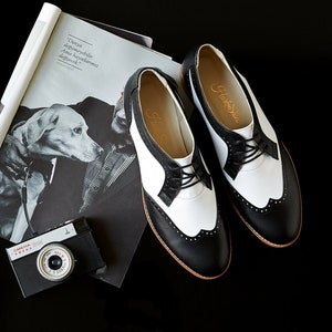 Oxfords para hombre en cuero blanco y negro / Zapatos de baile swing / Zapatos vintage / Personalizado / Zapatos Harlem imagen 1