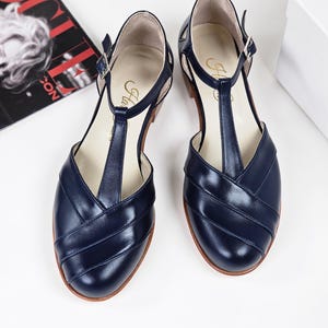 Sugar w ciemnoniebieskiej skórze | Damskie buty do tańca swingowego | Buty vintage | Dostosowane | Buty Harlem
