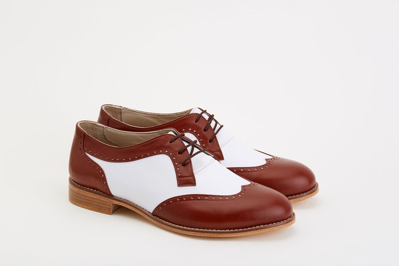 1940s Men’s Shoes: Men’s Vintage Shoe History     Mens Oxfords in Brown & White Leather | Swing Dance Shoes | Vintage Shoes | Customized | Harlem Shoes  AT vintagedancer.com