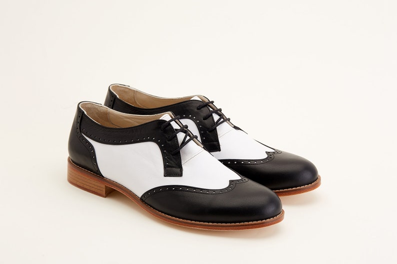 Oxfords para hombre en cuero blanco y negro / Zapatos de baile swing / Zapatos vintage / Personalizado / Zapatos Harlem imagen 2