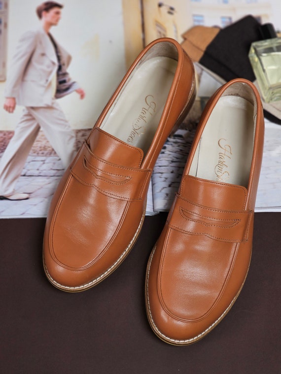 Loafers in Light Brown Leather | Unisex Swing Dance Shoes  display picture 3