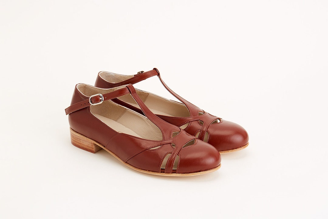 Spring in Brown Leather Women Swing Dance Shoes Vintage