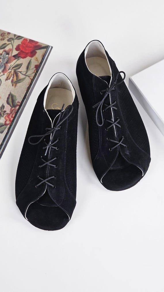 Barefoot Gloria in Perforated Black Suede | Women Tango  display picture 3