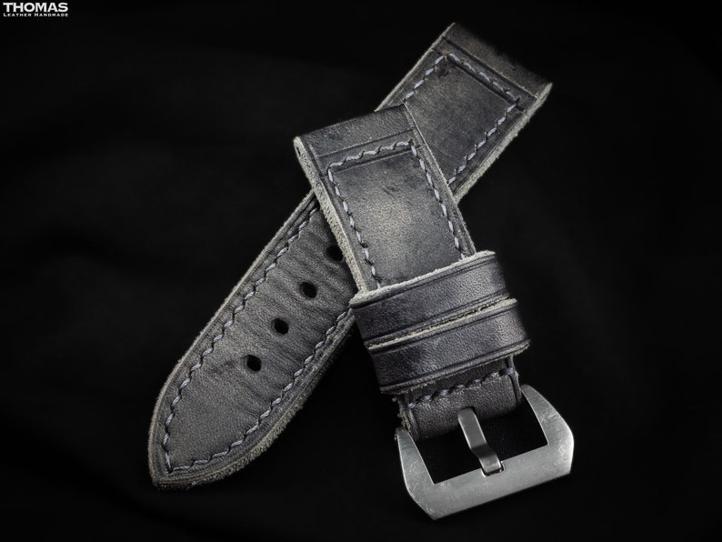 MH08 TORPEDO Handcrafted and Custom Made, Soft and Supple, Thick Full-Grain Triple-Fold Leather Watch Strap zdjęcie 6