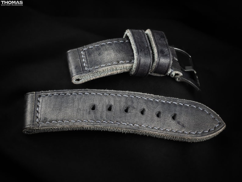 MH08 TORPEDO Handcrafted and Custom Made, Soft and Supple, Thick Full-Grain Triple-Fold Leather Watch Strap zdjęcie 3